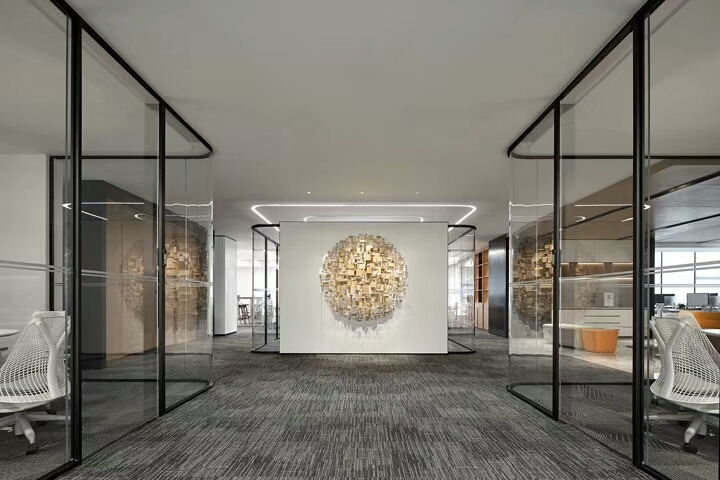 上海840平暖色調(diào)木質(zhì)結(jié)構辦公室如何裝修